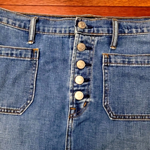 GAP Button fly jean skirt - Picture 3 of 8